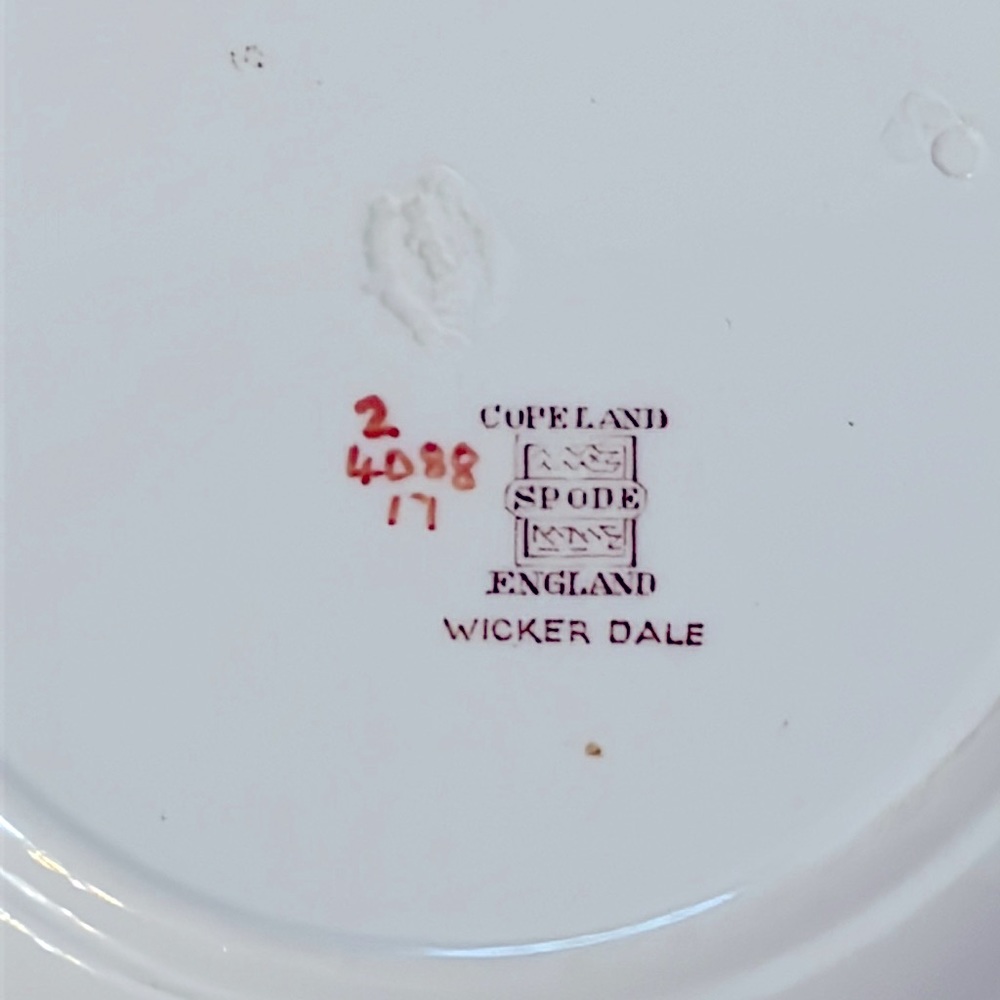 LOW START Vintage 8” Dinner Plate Copeland Spode England, Wicker Dale # 2-4088-1 - Picture 3 of 3